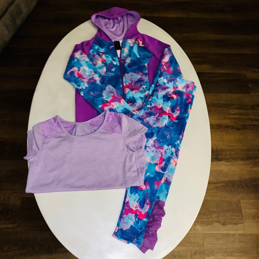 Champion Girls Jacket-Shirt-Leggings-Worn Once